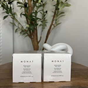 Monat Exfoliating Peel Pads